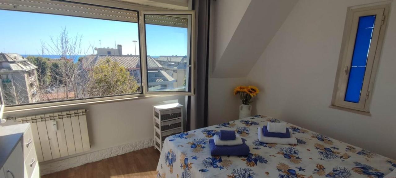 Attico Girasole Apartment Lido di Ostia Ngoại thất bức ảnh